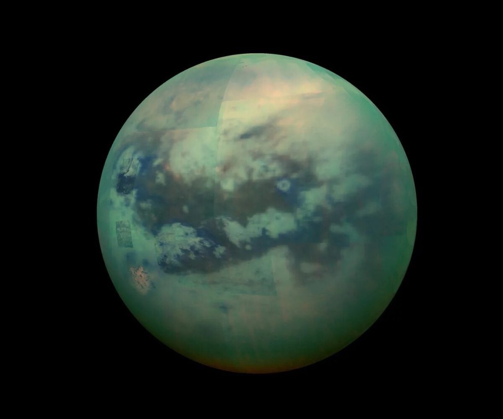 Oceans on Titan, Saturn’s largest moon, likely have tiny waves