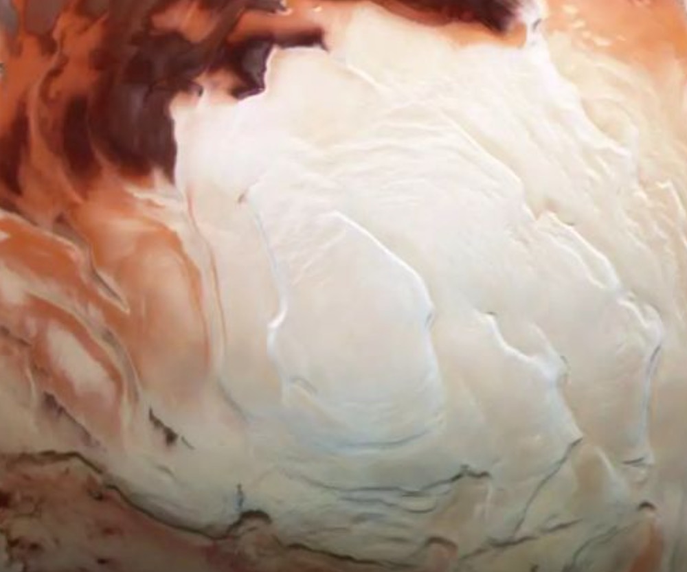 The Martian south pole as seen by the Mars Express orbiter